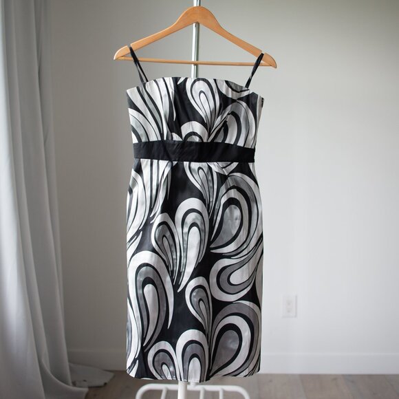 Cocktail dress strapless - Picture 1 of 10